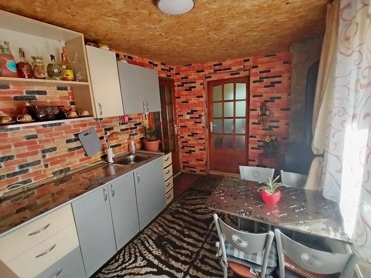 Casă cu 2 camere cu Teren 576 Mp în Central