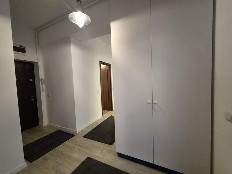 Apartament cu 3 camere în Iancu Nicolae