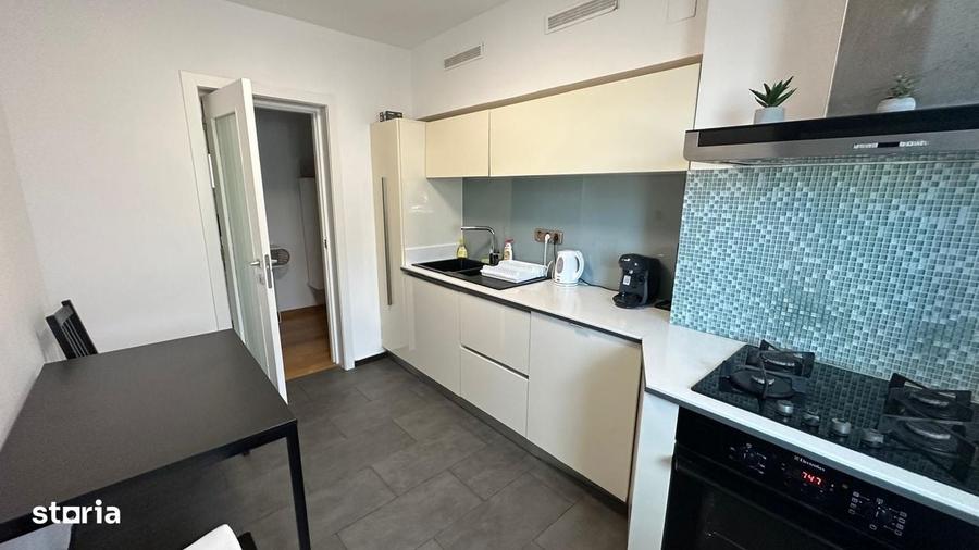 Apartament cu 3 camere decomandat în 13 Septembrie