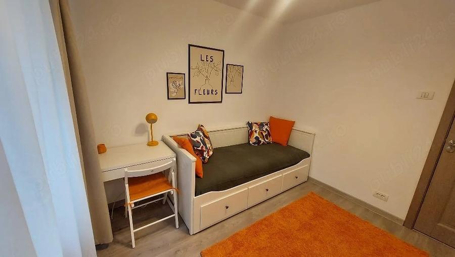 Apartament cu 3 camere decomandat în Drumul Taberei