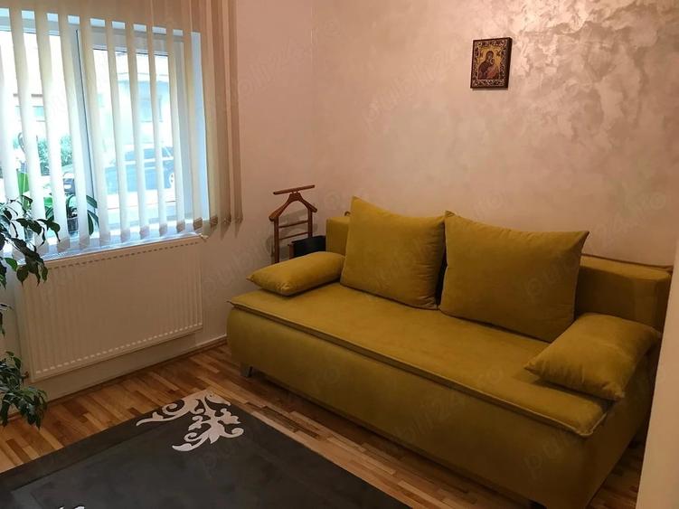 Apartament cu 3 camere decomandat în Aradului
