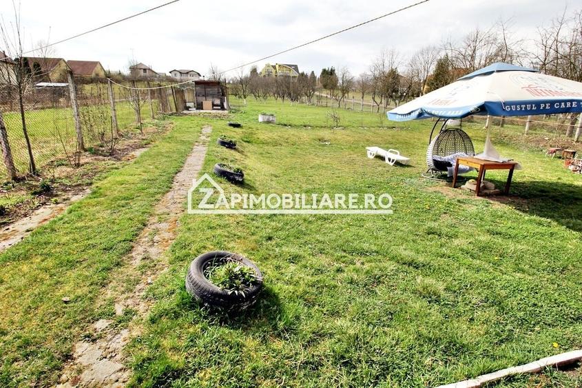 Casă individuală cu 4 camere cu Canalizare în Corunca