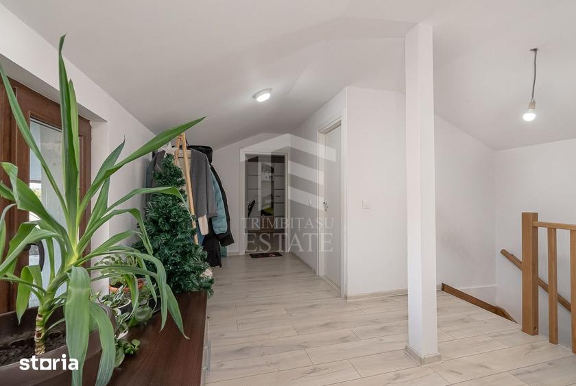 Casă cu 5 camere cu Teren 800 Mp în Snagov