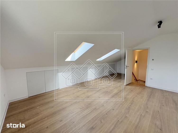 Casă cu 4 camere cu Teren 145 Mp în Tineretului
