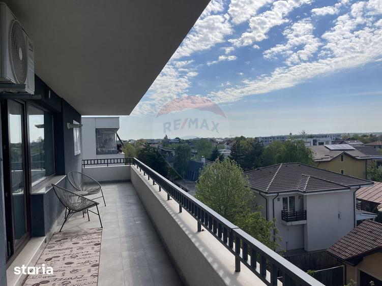 Apartament cu 3 camere, mobilat în Central