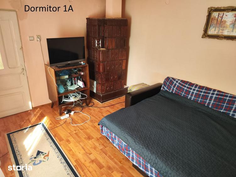 Casă cu 4 camere cu Teren 817 Mp în Gura Vadului