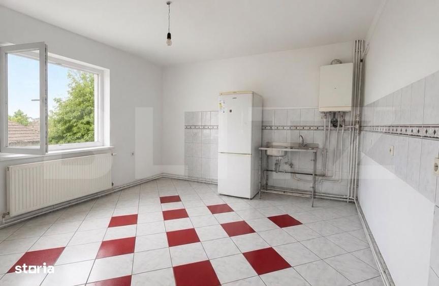 Casă cu 3 camere în Central