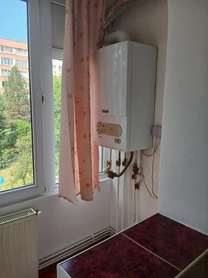 Apartament cu 3 camere decomandat, mobilat în Gării