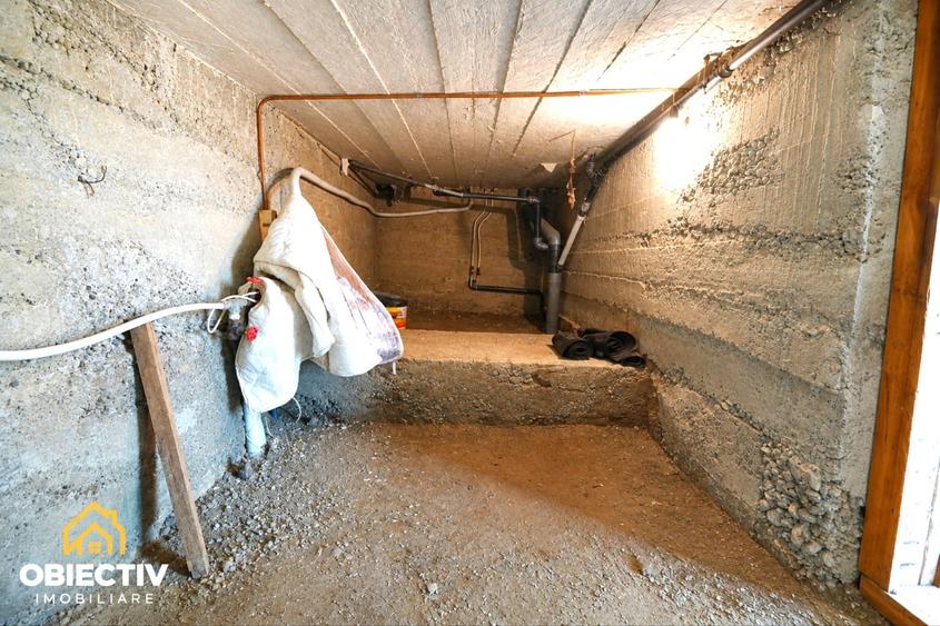 Casă individuală cu 5 camere cu Teren 500 Mp în Oglinzi