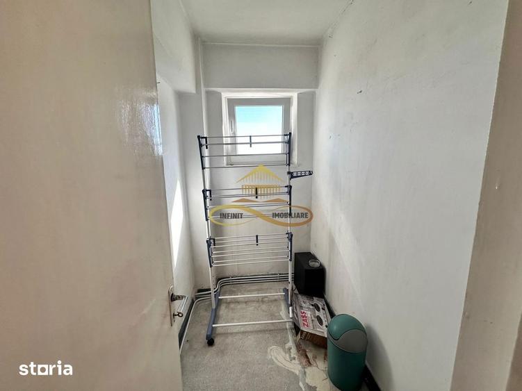Apartament cu 3 camere, mobilat în 9 Mai