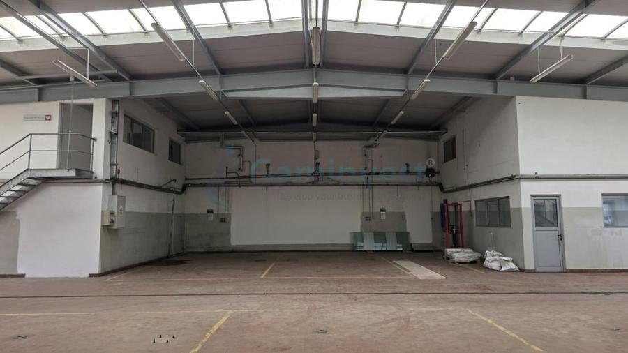 Spațiu industrial, de 1,350 mp, în Calea Clujului