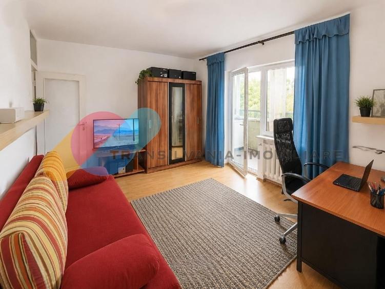 Apartament cu 3 camere decomandat în Mărăști