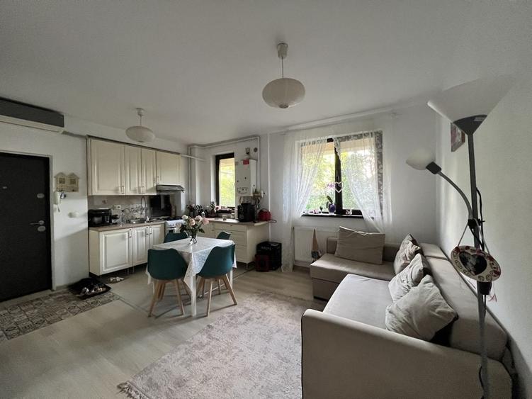 Apartament cu 3 camere decomandat în Bucureștii Noi