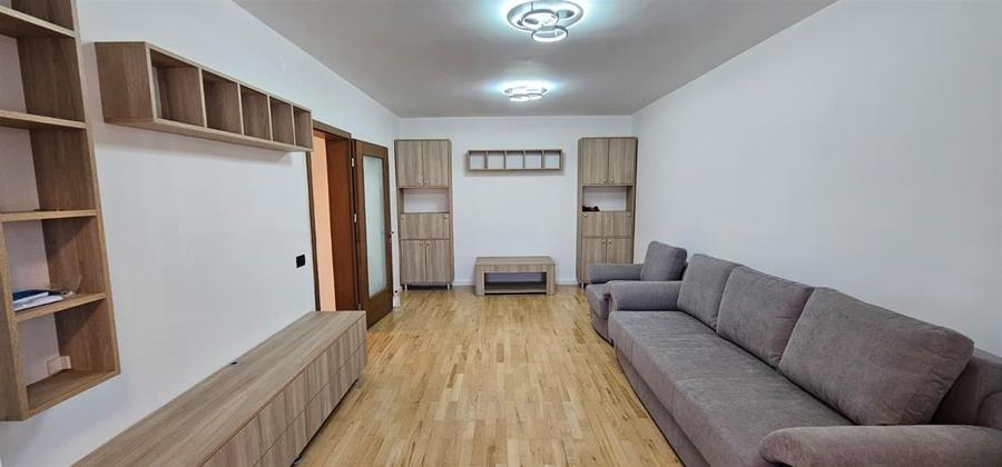 Apartament cu 2 camere decomandat, mobilat în Județean