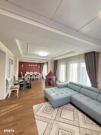 Casă cu 3 camere cu Teren 684 Mp în Sânmartin