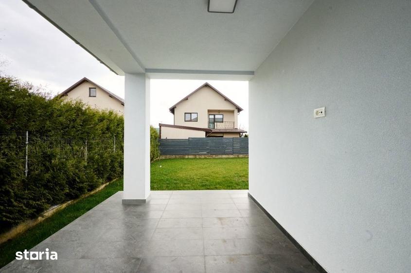 Casă cu 5 camere cu Teren 356 Mp în Ștefănești