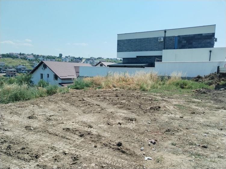 Spațiu comercial, în Central