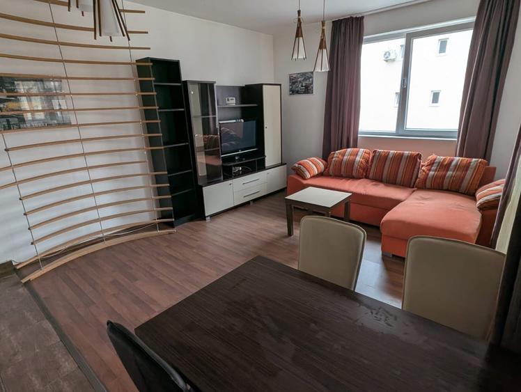 Apartament cu 2 camere semidecomandat, mobilat în Florești
