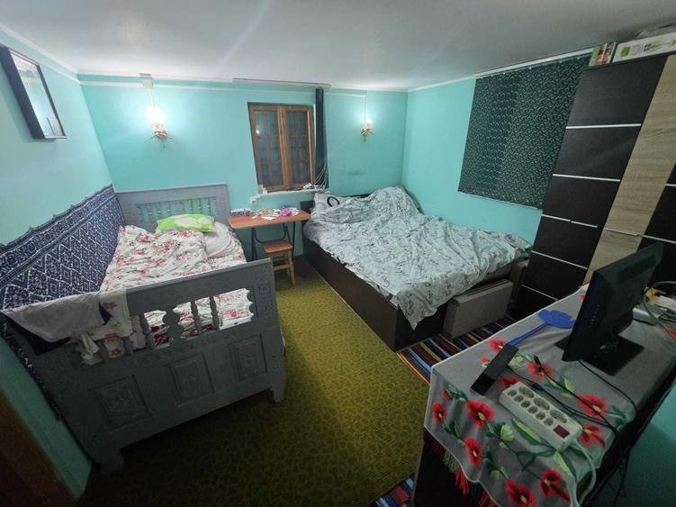 Casă cu 3 camere cu Teren 2896 Mp în Valea Brazilor
