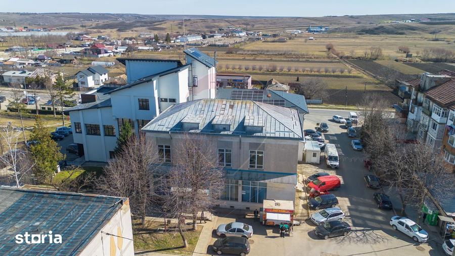 Spațiu comercial, de 665 mp, în Central