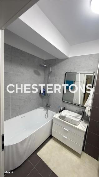 Apartament cu 3 camere semidecomandat în Central
