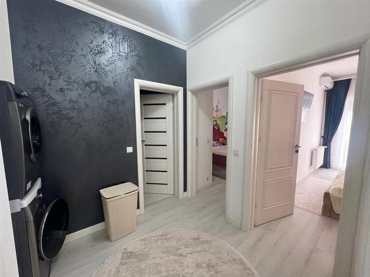 Apartament cu 3 camere decomandat în Nufărul