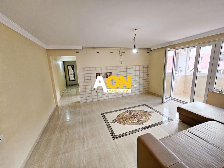 Apartament cu 2 camere semidecomandat în Ampoi 1