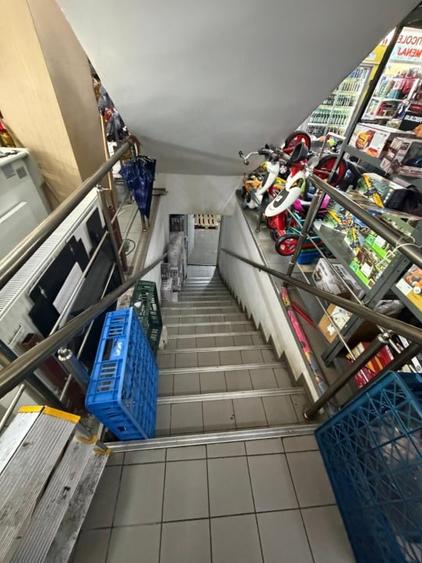 Spațiu comercial, de 1,300 mp, în Filiași