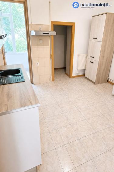 Apartament cu 2 camere în P-ța Romană