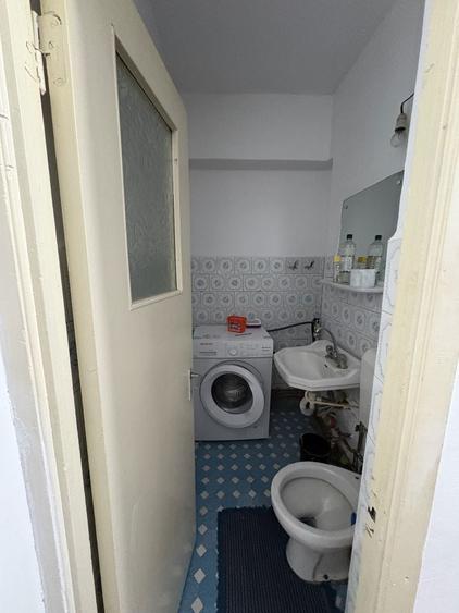 Apartament cu 3 camere decomandat în Lacu