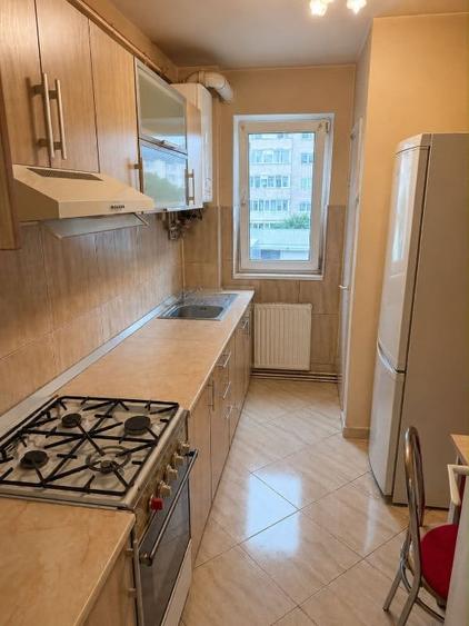 Apartament cu 2 camere semidecomandat în Central