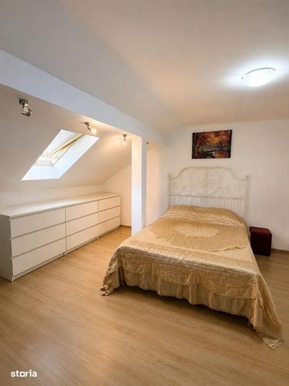Apartament cu 4 camere în Berceni