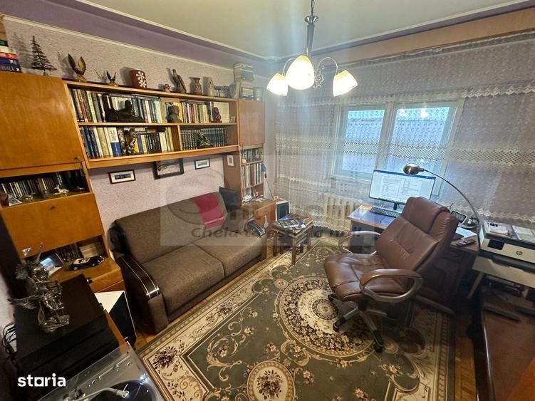 Apartament cu 3 camere decomandat în Hala Centrală