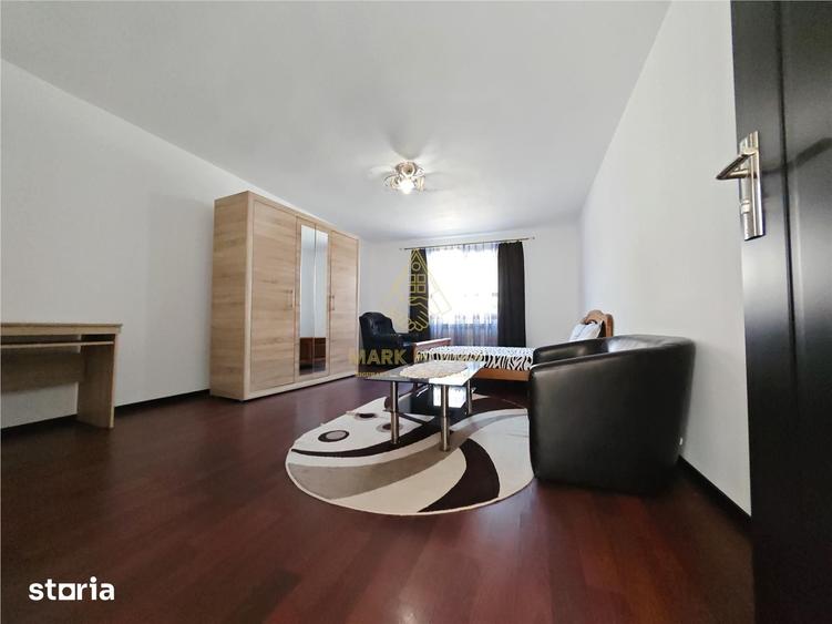 Casă cu 6 camere cu Teren 800 Mp în Gârleni