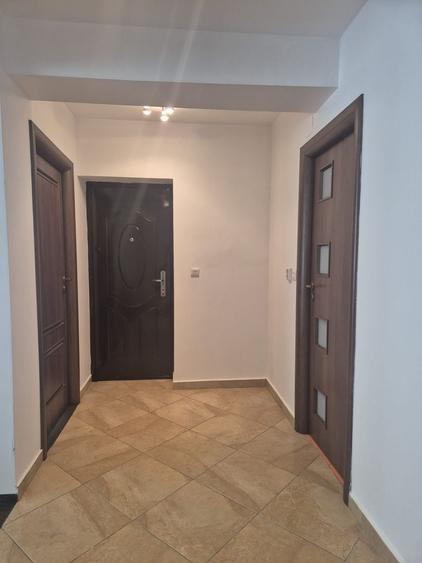 Casă cu 2 camere decomandat cu Canalizare în Muncii