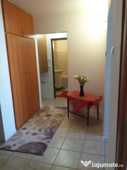 Apartament cu 2 camere decomandat în Aurel Vlaicu
