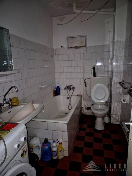 Apartament cu 3 camere decomandat în Zorilor