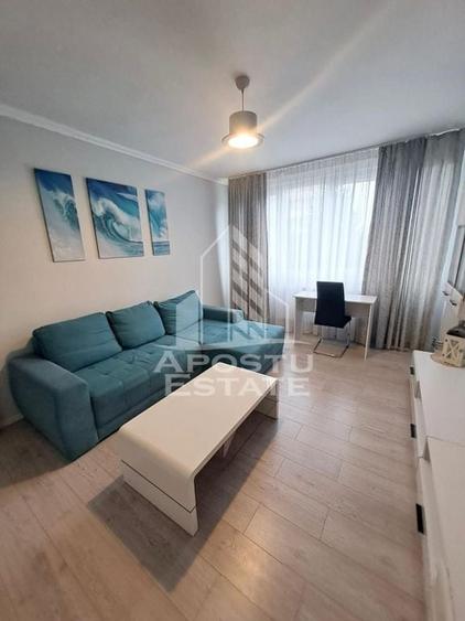 Apartament cu 3 camere decomandat, mobilat în Circumvalațiunii