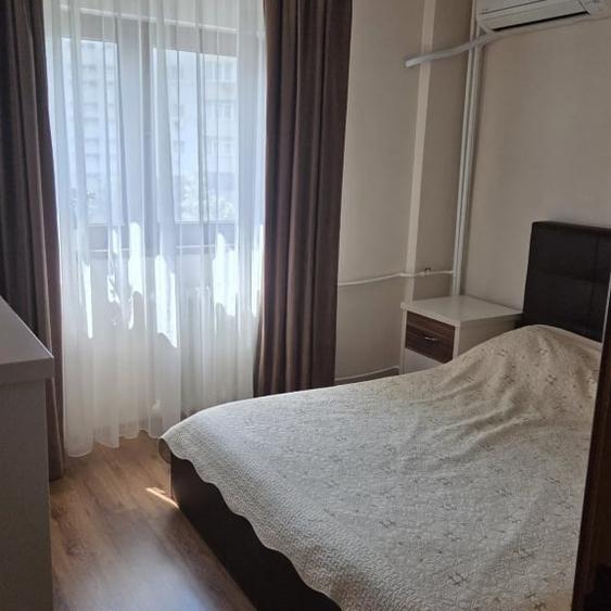 Apartament cu 3 camere decomandat, mobilat în Dristor