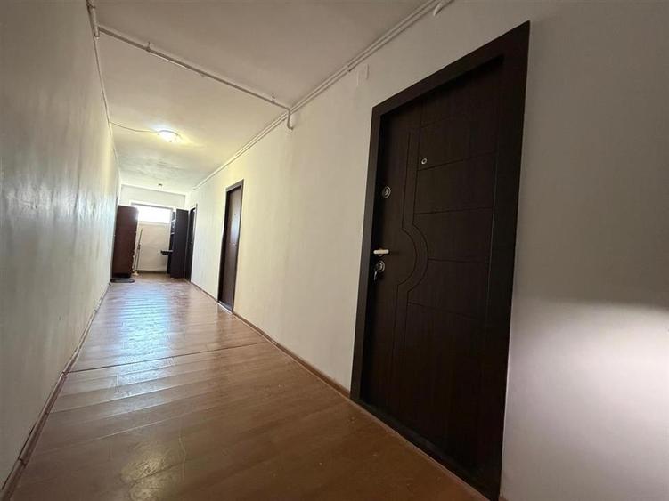 Garsonieră semidecomandată în Uzina 2