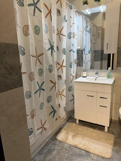 Apartament cu 2 camere decomandat în Tei