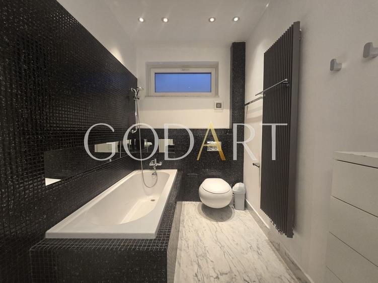 Apartament cu 5 camere semidecomandat, mobilat în Șoseaua Nordului