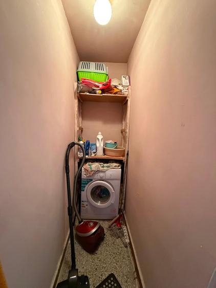 Apartament cu 65 camere în Girocului