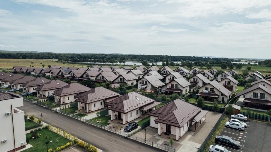 Casă individuală cu 3 camere cu Canalizare în Exterior Nord