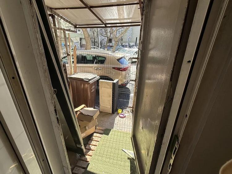 Spațiu comercial, de 260 mp, în Banu Manta
