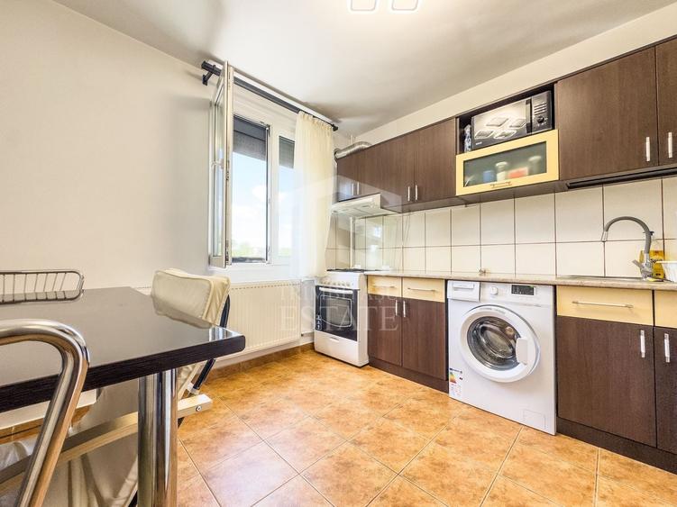 Apartament cu 2 camere decomandat, mobilat în Drumul Taberei