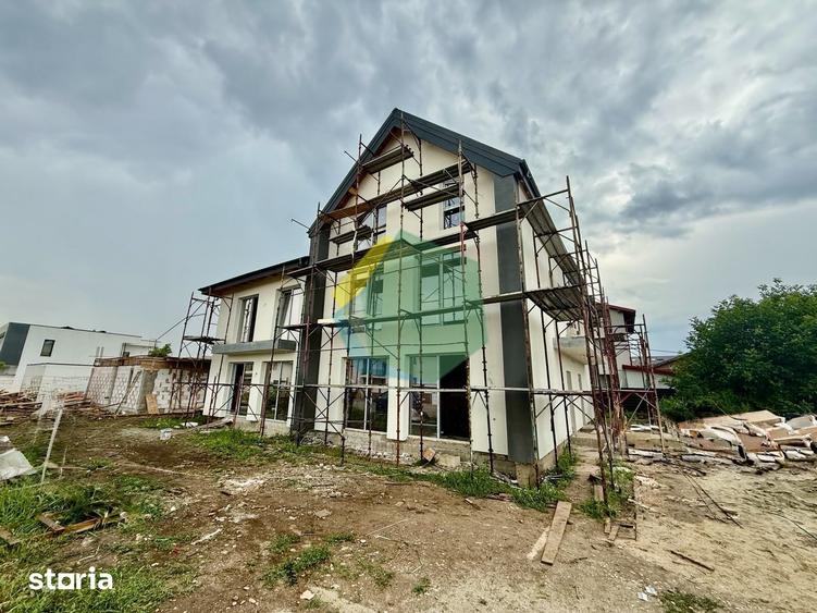 Casă cu 5 camere cu Teren 160 Mp în Central