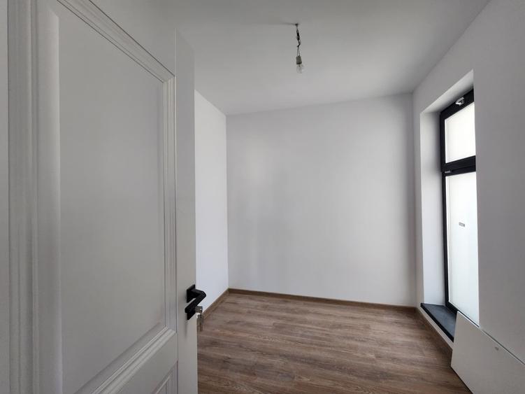 Duplex cu 4 camere cu Canalizare în Galata