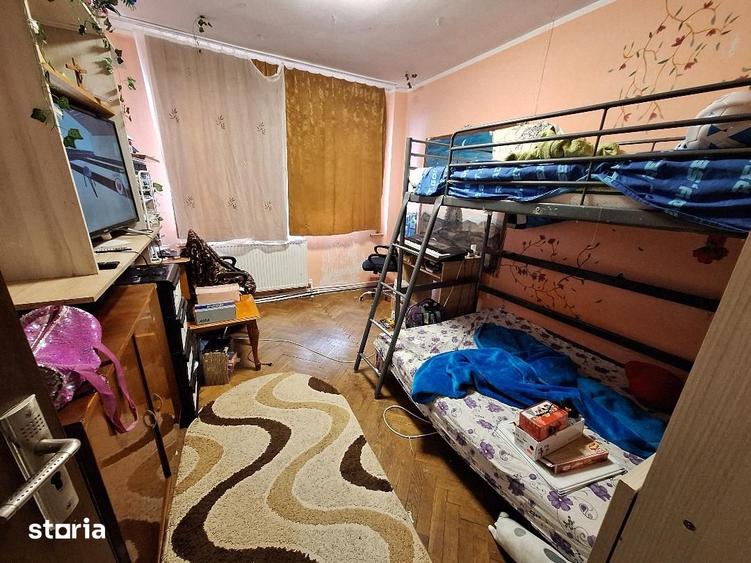 Apartament cu 3 camere în Mazepa 2