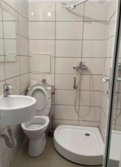 Garsonieră semidecomandată în Titan